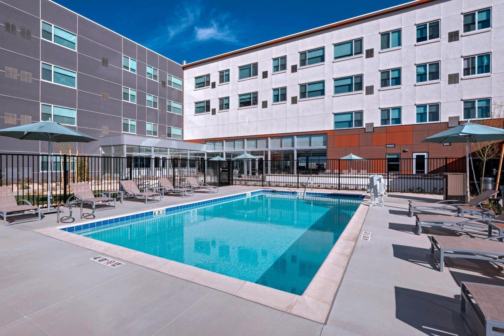 Element Palmdale Otel Dış mekan fotoğraf
